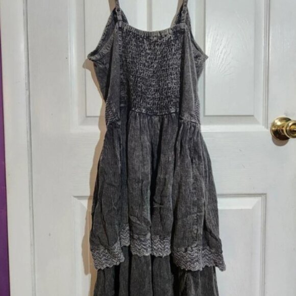 Vintage Gray Embroidered Ruffle Dress - Picture 2 of 5